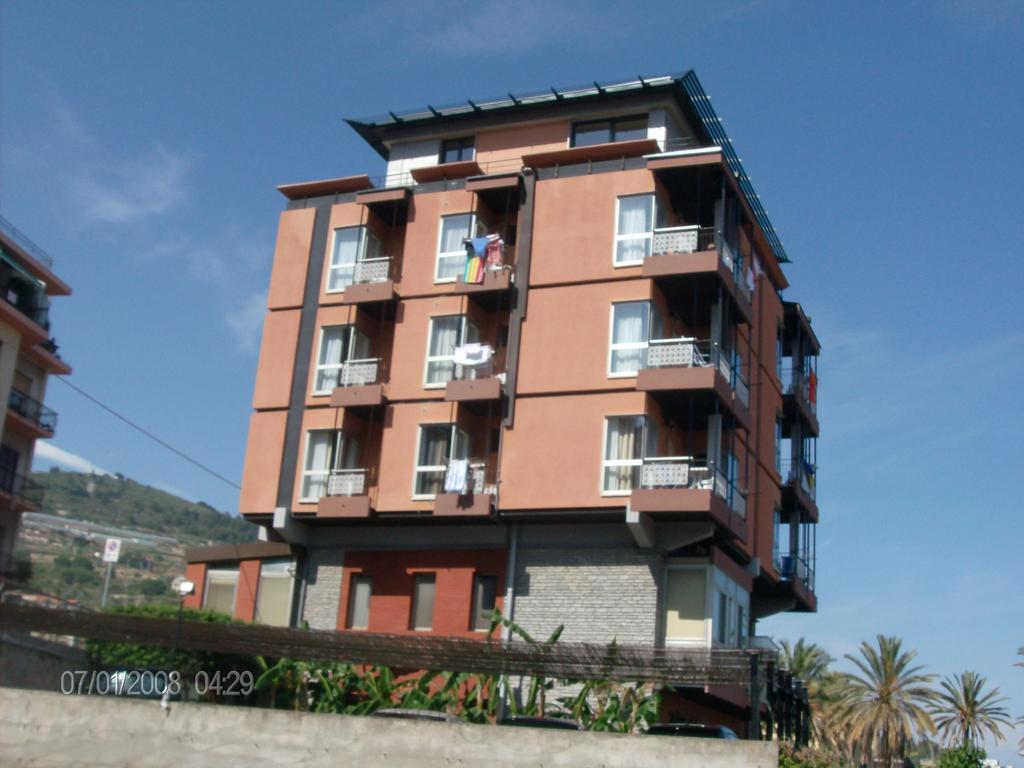 Residence Dei Fiori Bordighera Εξωτερικό φωτογραφία