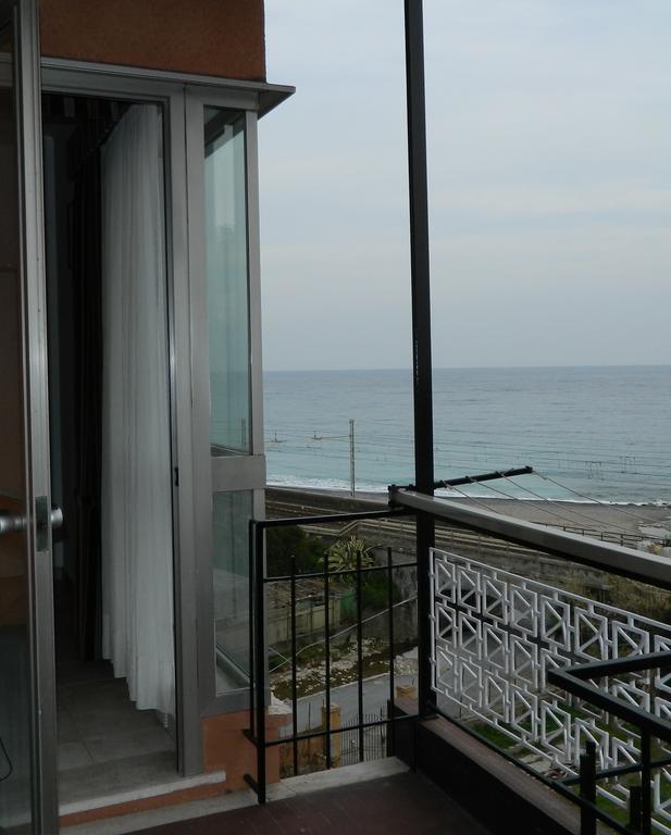 Residence Dei Fiori Bordighera Δωμάτιο φωτογραφία